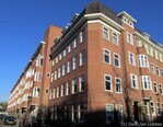 Karakteristieke vijfzijdige Kruyswijk erkers, Karperstraat.
<br/>
Gert-Jan Lobbes, 2016